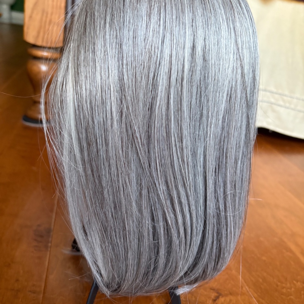 Wig. Rene of Paris Orchid Collection - Davina - Picture 4 of 12